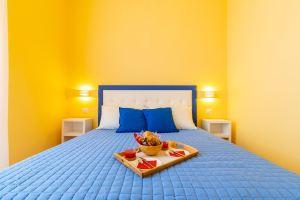 B&B Trianon, Неаполь