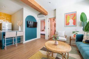 Stunning Retreat - WiFi, New Decor, Upscale Amenities, Чарлстон