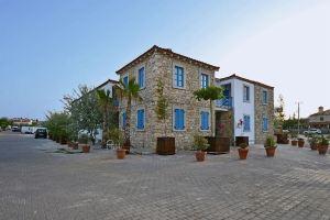 Kalamata, Алачати