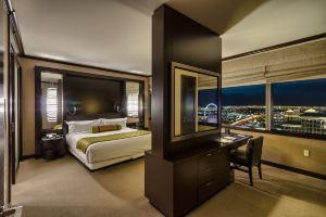 Big 2 BR Vdara Corner Penthouse! Stunner Bellagio Fountain View! Sleeps 6! 42 Fl, Лас-Вегас