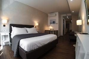 Prestige Rooms Chiaia, Неаполь