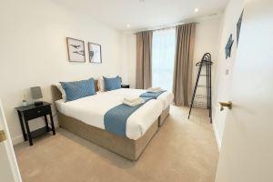 The Cozy Cloud Modern Apartment- Wembley Stadium - Parking, Лондон