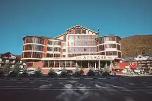 Arcadia Hotel, Эсто-Садок