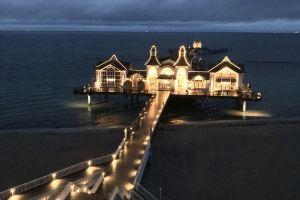 Modern apartment in direct beach location / POOL /sauna /W-LAN, parking included, Остзебад-Зеллин