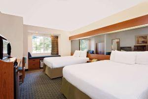 Microtel Inn & Suites by Wyndham Winston Salem, Уинстон-Салем