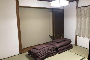 Guesthouse Machikado - Hostel, Ибусуки