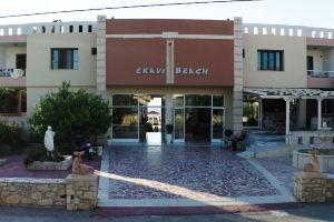 Ekavi Beach, Сфакаки