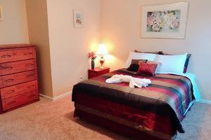 Beautiful apartment perfect for long term stays!, Гринсборо