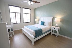 Hotel «Carmel Santa Monica», Лос-Анджелес