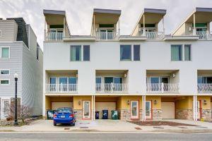Atlantic City Bayfront Retreat w/ Private Dock!, Атлантик-Сити