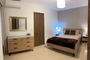 Spinola Bay Apt - Beatiful 3-Double Bed Apt Near Beach in Prime Location, Сент-Джулианс