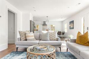 Private Entrance and Resort-Style Amenities - Charming Athena Retreat, Чарлстон