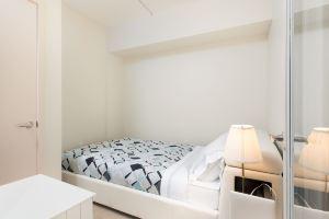 2 Bedroom Furnished Apartment Near Rittenhouse Apts by RedAwning, Филадельфия