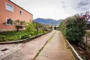 Αγροικία Mυλόδεση, Калаврита