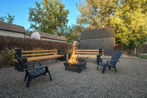 Quarter acre! Rare! 3 BR home AC, WiFi, fitness room, lots of space and privacy, Бойсе