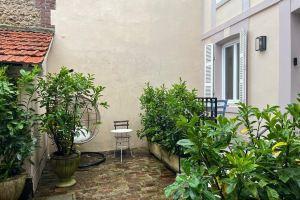 Adorable house in the center of Deauville, Довиль