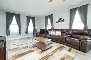 Penthouse Suite* 5-mins to Cedar Point, Сандаскай