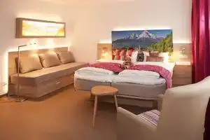 Hotel «Edel Weiss», Бремен