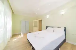 Lovely Flat with Sea View Balcony and Excellent Location in Alanya Antalya, Аланья