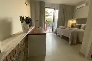 Villa Antonino, Джиардини-Наксос