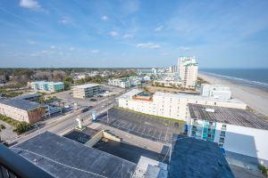 Ocean View and Pools - Charming Coastal Retreat, Миртл Бич