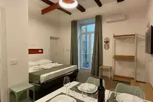 Sansepolcro33, Неаполь