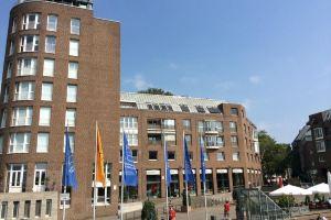 Düsseldorf City Center Apartment am Rhein, Дюссельдорф