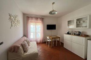 1 Bedroom Apartment in Chiavari, Кьявари