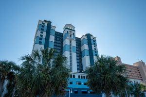 Unobstructed Views and Heated Pools - Stunning Oceanfront Retreat, Миртл Бич