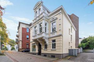 WohnLiebe2-Zentrale & stylish apartment with box-spring bed & fully equipped kitchen, Бад-Эйнхаузен