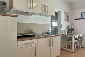 EasyStay#2 Cozy studio near the clinic, with Netflix, kitchen & bathroom, Бад-Эйнхаузен