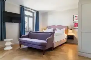 Mimosa Suites, Вестерланд