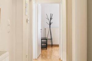White Suite Armonia, Салоники