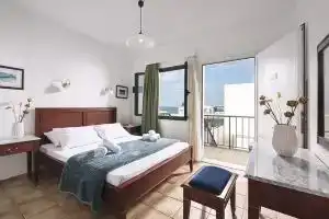 Eva Suites & Apartments, Агиа Марина