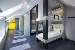 The Hive Party Hostel Budapest, Будапешт