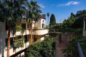 Beautiful Apartment in the Center of Taormina, Таормина