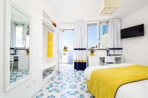 Blue Waves - de Vivo Realty Positano, Позитано