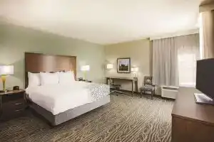La Quinta by Wyndham Wichita Northeast, Уичито