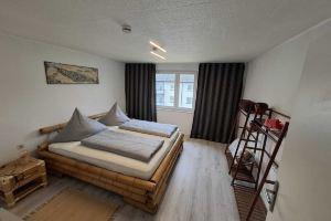 Cozy vacation apartment not far from Germany's highest waterfalls., Санкт-Георген-им-Шварцвальд