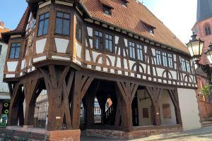 Living by the historic town hall, Михельштадт