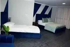 Andor Luxury Hotel, Голем