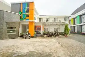 Отель «Dewi Sartika», Бандунг