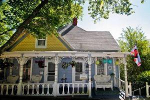 Chantilly Lace Inn, Юрика-Спрингс