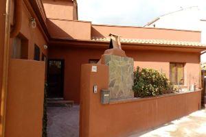 Large and quiet detached house in the historic center - CIN IT091095C2000S3477, Тортоли