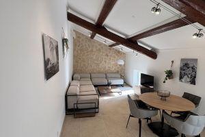 Atypical refurbished apartment in an old mill, Сен-Реми-де-Прованс