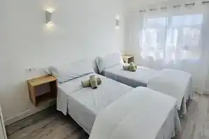 Modern Sea-View Stay, Denia, Дения