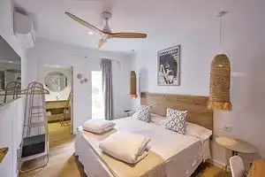 INNER Hostal Es Moli, Кала-д'Ор