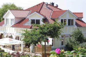Family-friendly comfort apartment, 100m to the Baltic Sea beach, beautiful lagoon view, Рерик