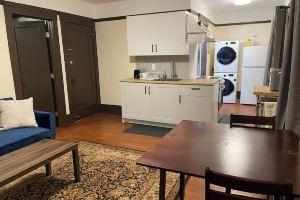 Terrific spacious 1-bedroom unit near Piedmont and Lake Merritt, Окленд