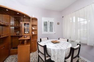 Panos Apartment, Порто-Рафти